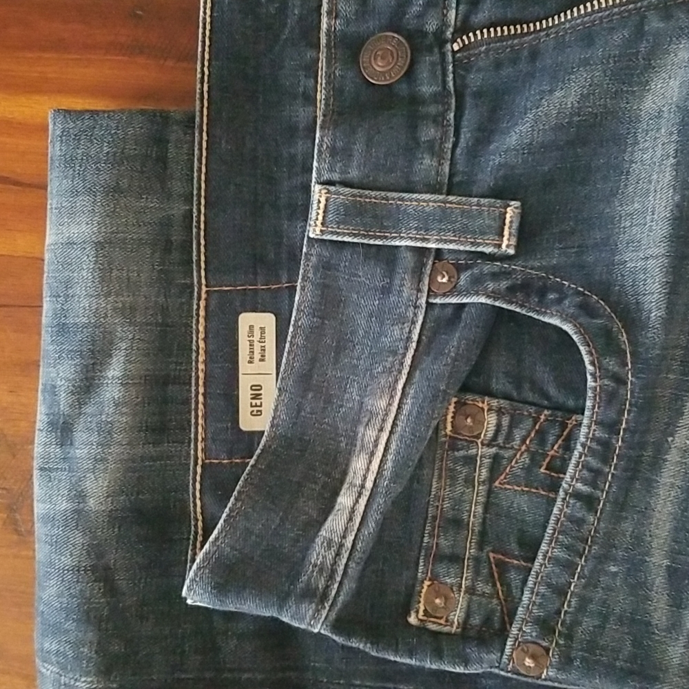 True Religion Jeans - Picture 4 of 8